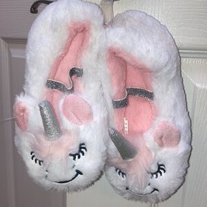 Little Girl’s Furry Unicorn Slippers   Size L(4-5T)